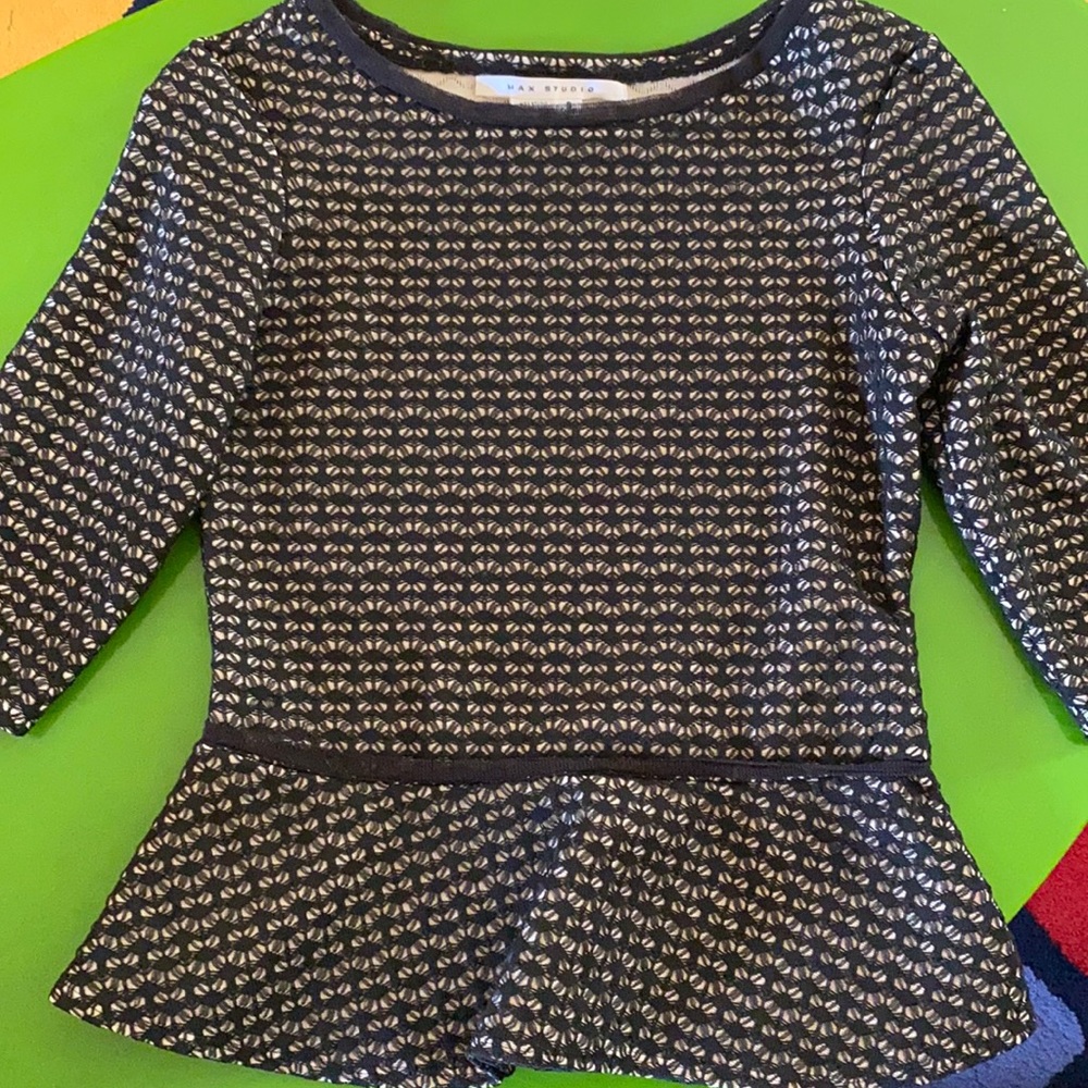 Peplum top 3/4 length sleeves